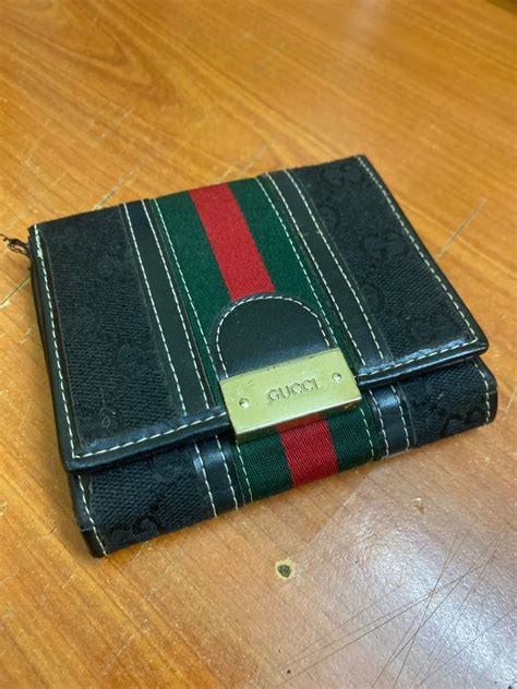 inside gucci wallet|fake Gucci wallet.